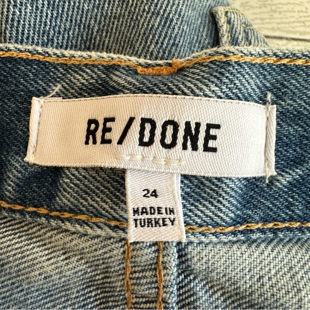 RE/DONE 50's Cutoff Denim Short in Cool Medium Blue Size 24 - Picture 6 of 9